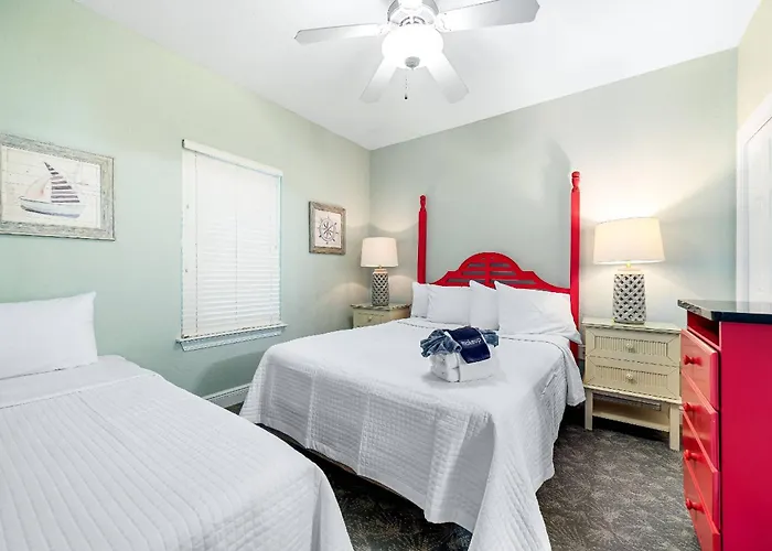 Holiday home Crystal Shores West 605 *