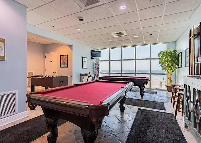 Crystal Shores West 605